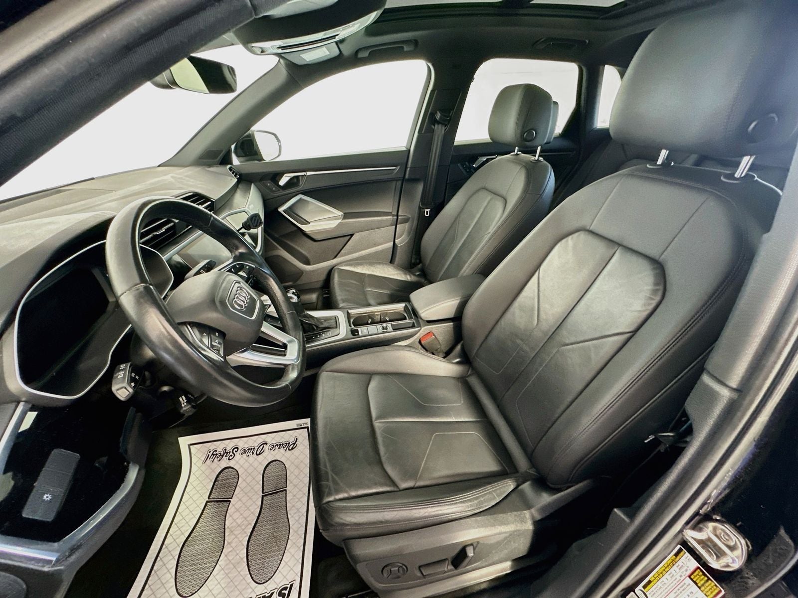 2021 Audi Q3 Premium quattro