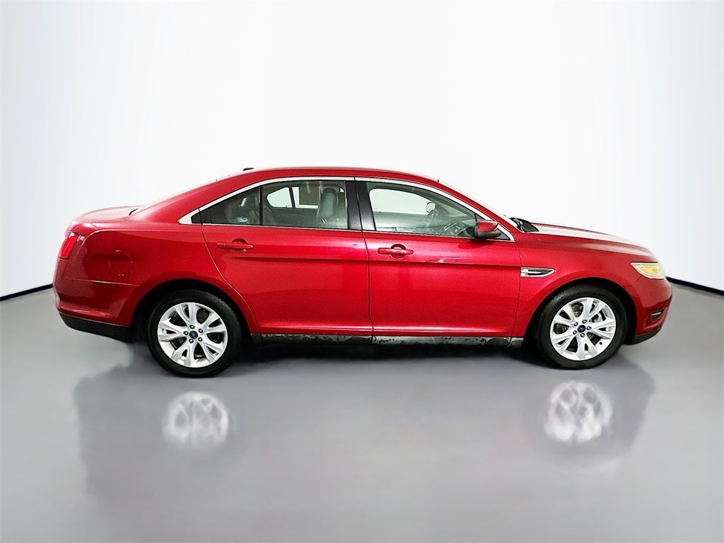 2011 Ford Taurus SEL