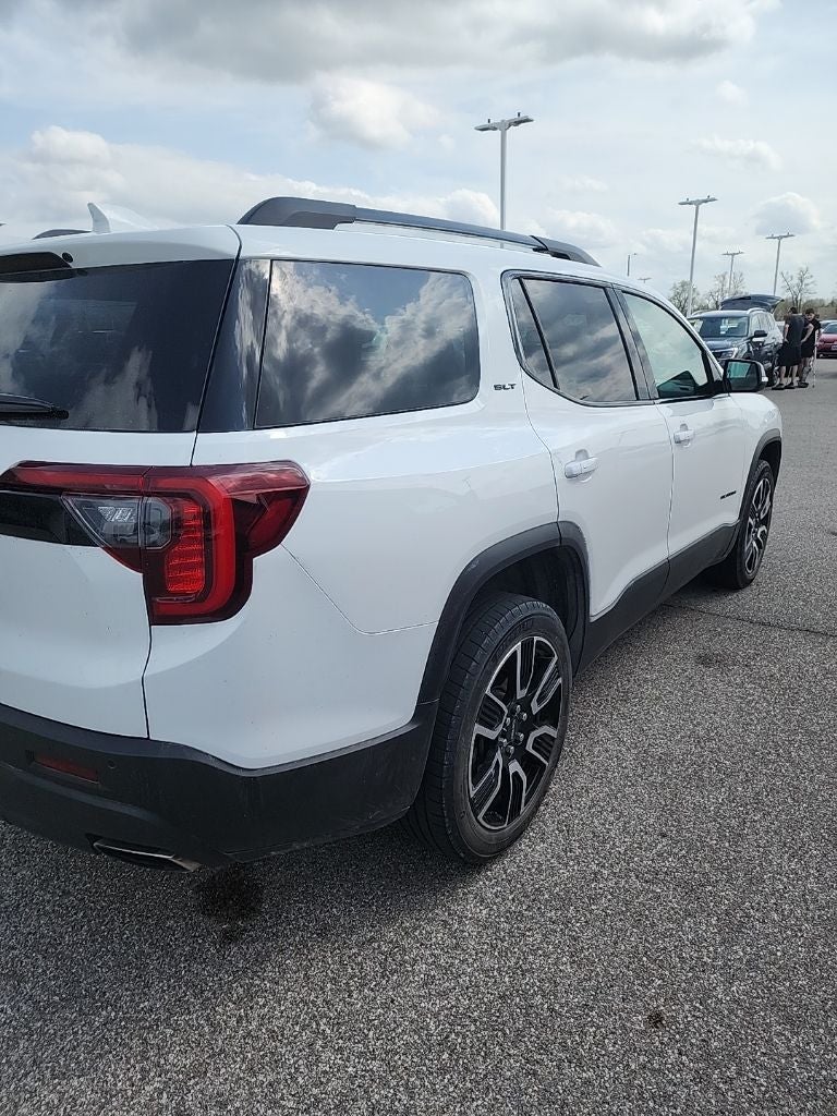 2021 GMC Acadia SLT