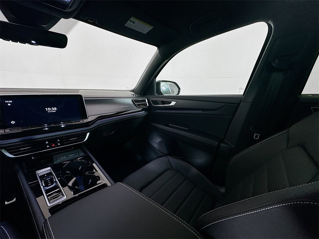 2026 Volkswagen Atlas Cross Sport 2.0T SEL R-Line Black