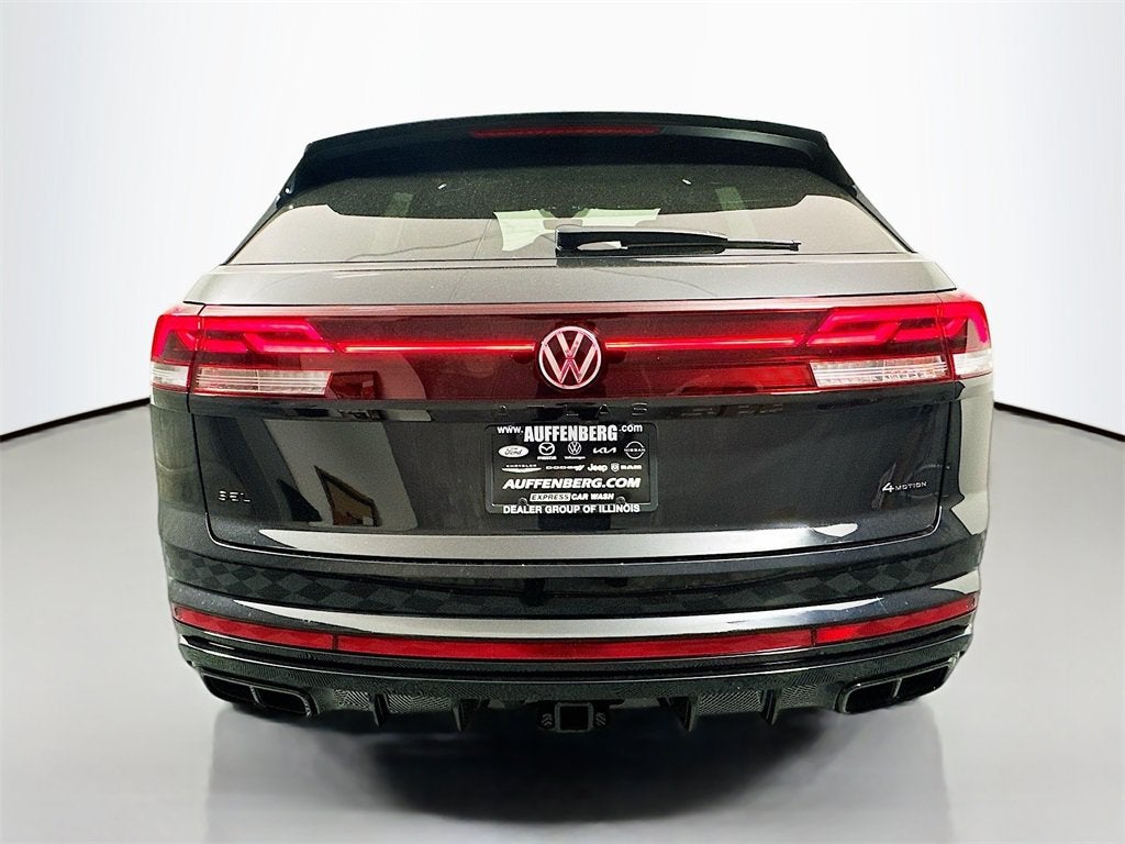 2026 Volkswagen Atlas Cross Sport 2.0T SEL R-Line Black