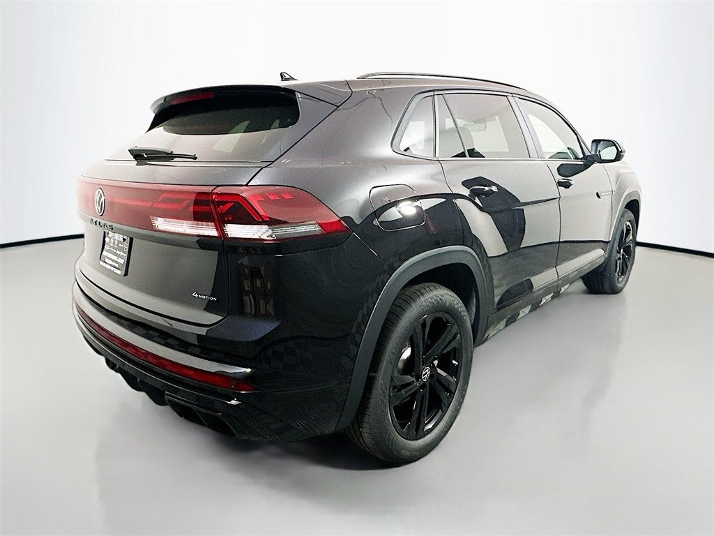2026 Volkswagen Atlas Cross Sport 2.0T SEL R-Line Black
