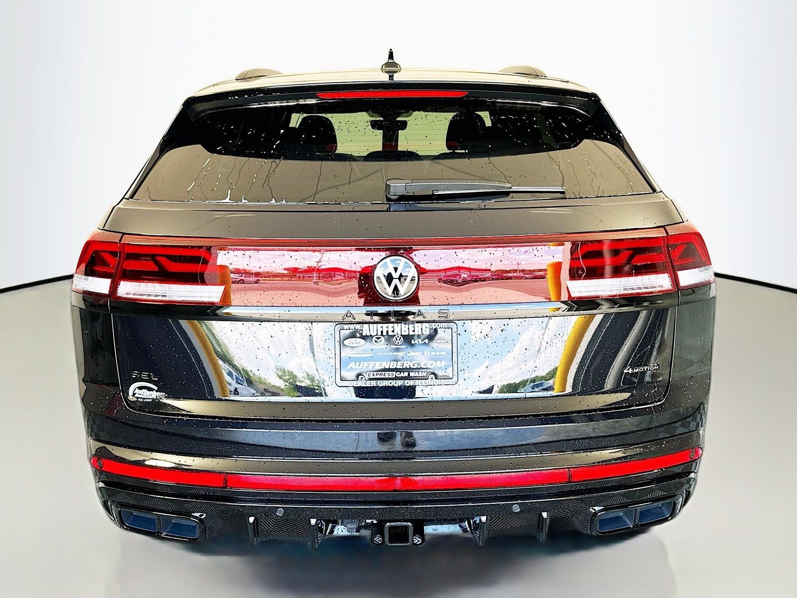 2026 Volkswagen Atlas Cross Sport 2.0T SEL R-Line Black