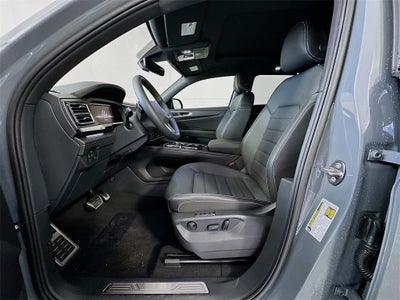 2026 Volkswagen Atlas Cross Sport 2.0T SEL R-Line Black