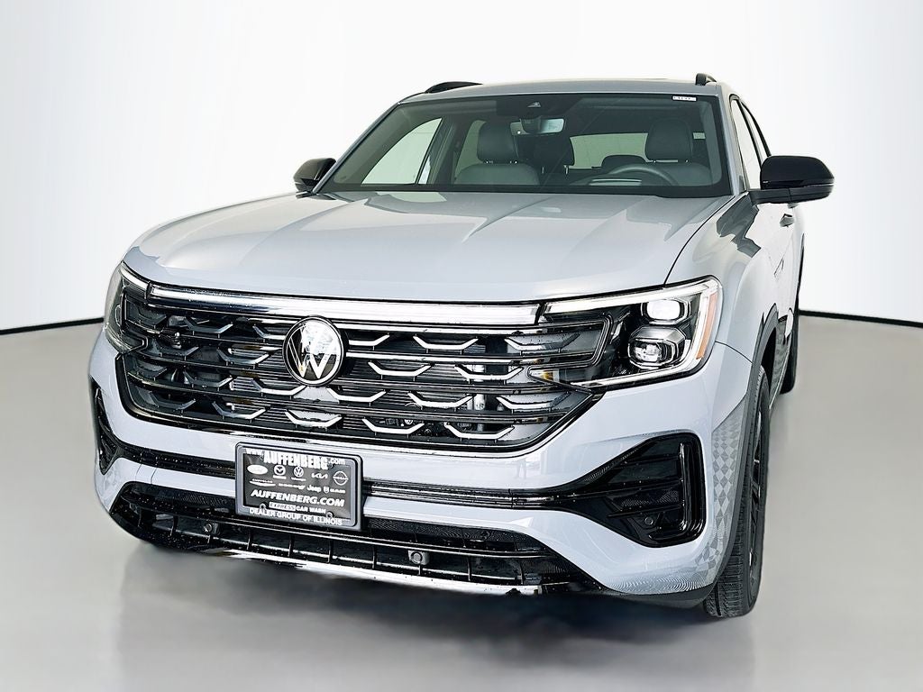 2026 Volkswagen Atlas Cross Sport 2.0T SEL R-Line Black