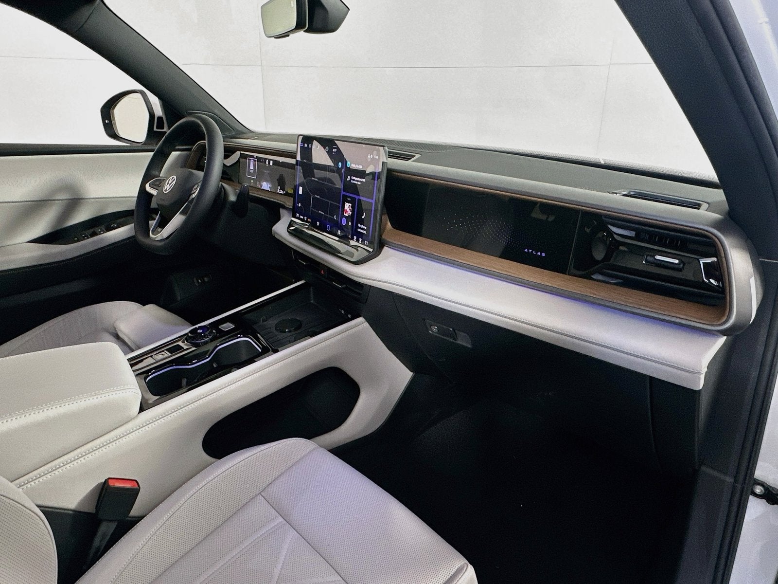 2027 Volkswagen Atlas 2.0T SEL