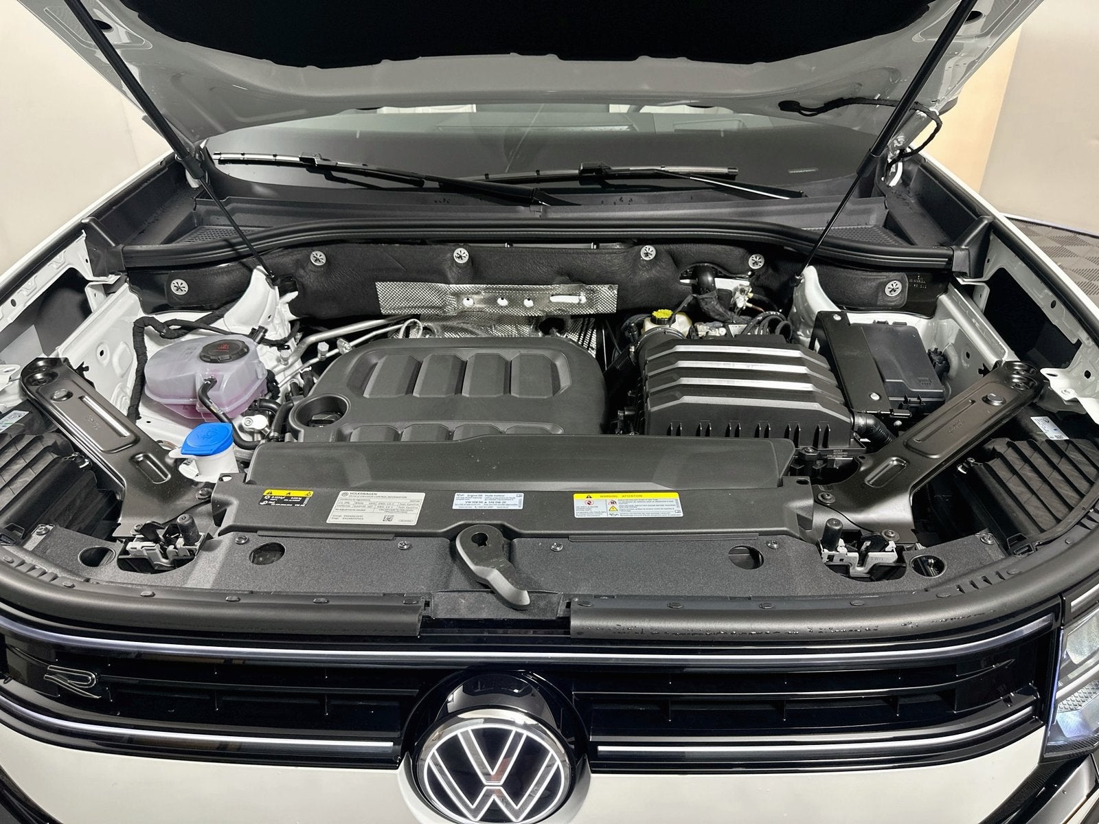 2027 Volkswagen Atlas 2.0T SEL
