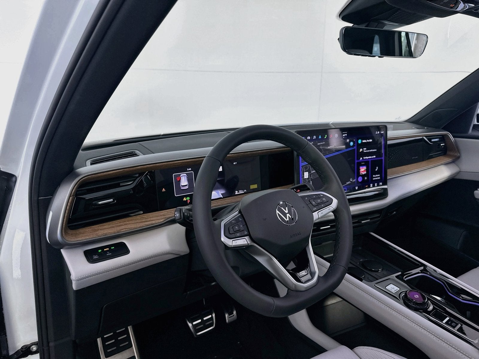 2027 Volkswagen Atlas 2.0T SEL