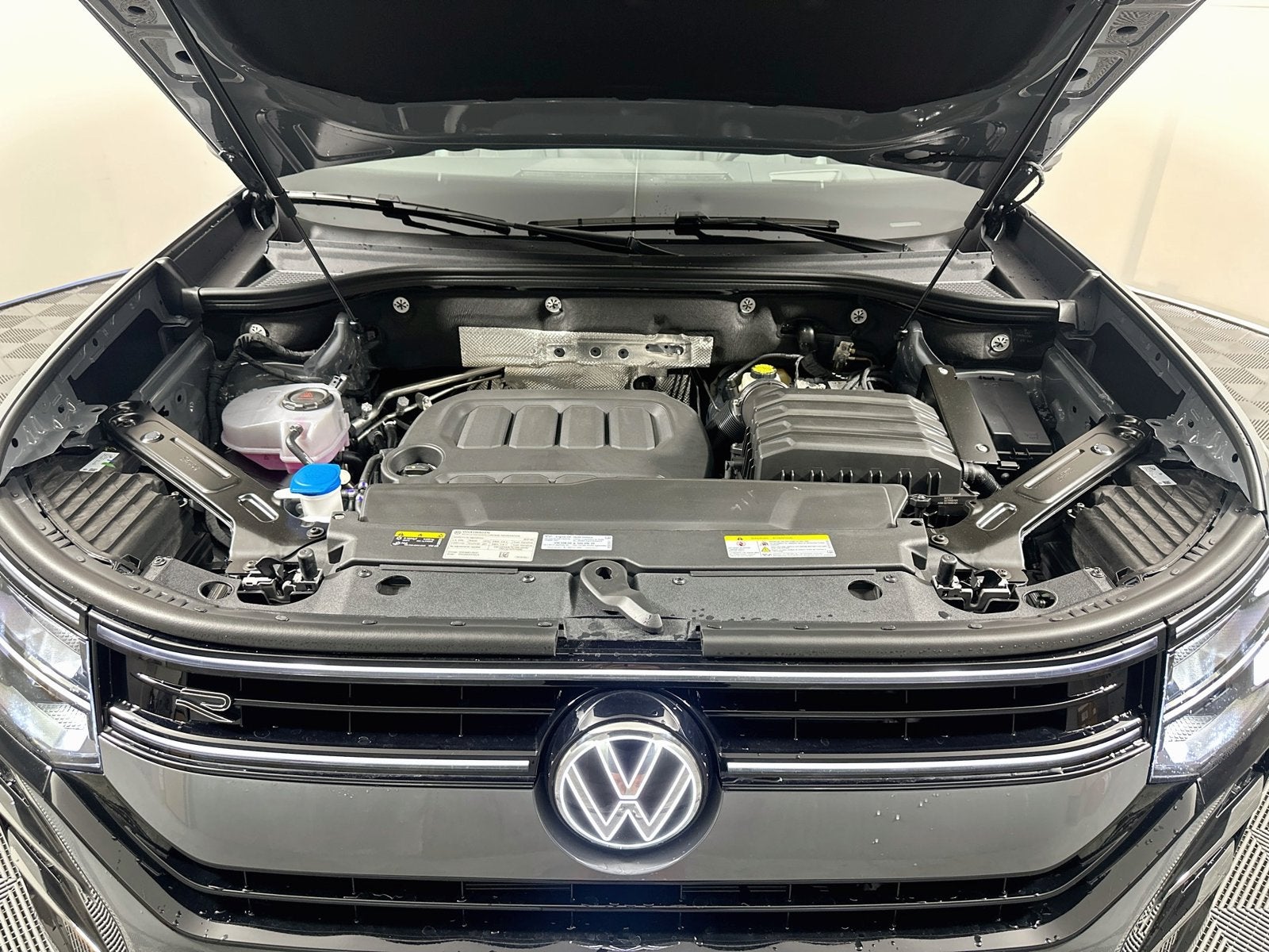 2027 Volkswagen Atlas 2.0T SEL