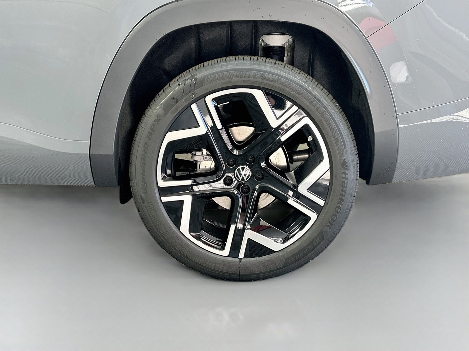 2027 Volkswagen Atlas 2.0T SEL