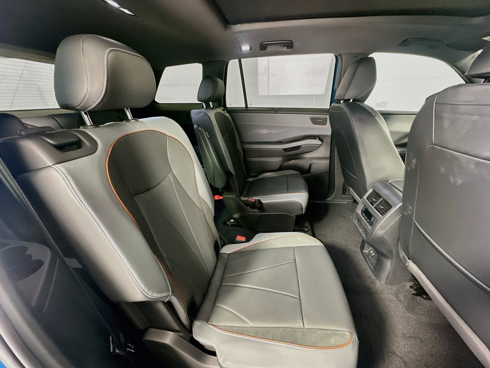 2027 Volkswagen Atlas 2.0T SEL