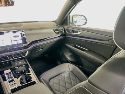 2026 Volkswagen Atlas Cross Sport SEL Premium R-Line