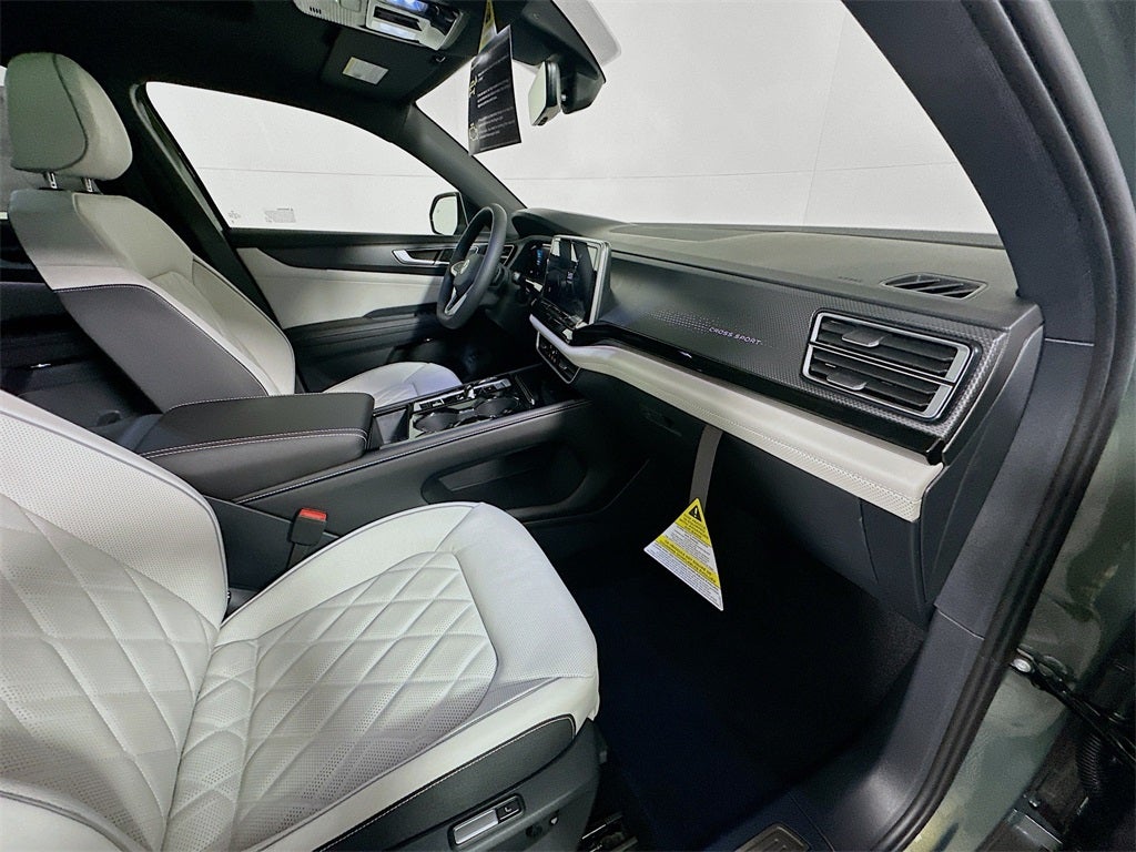 2026 Volkswagen Atlas Cross Sport 2.0T SEL Premium R-Line