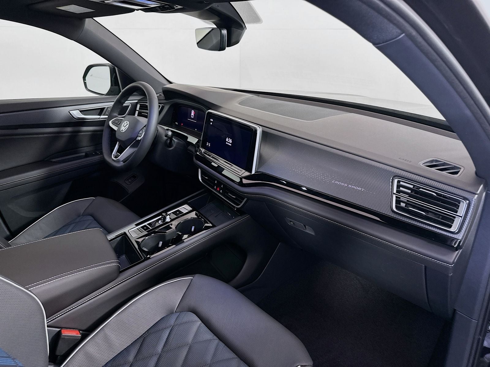 2026 Volkswagen Atlas Cross Sport 2.0T SEL Premium R-Line
