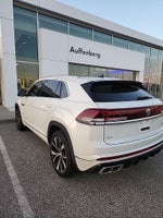 2025 Volkswagen Atlas Cross Sport 2.0T SEL Premium R-Line