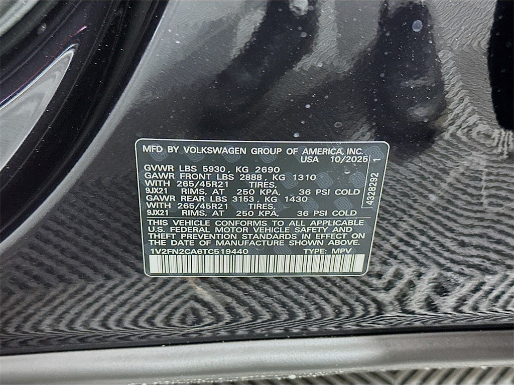 2026 Volkswagen Atlas 2.0T SEL Premium R-Line