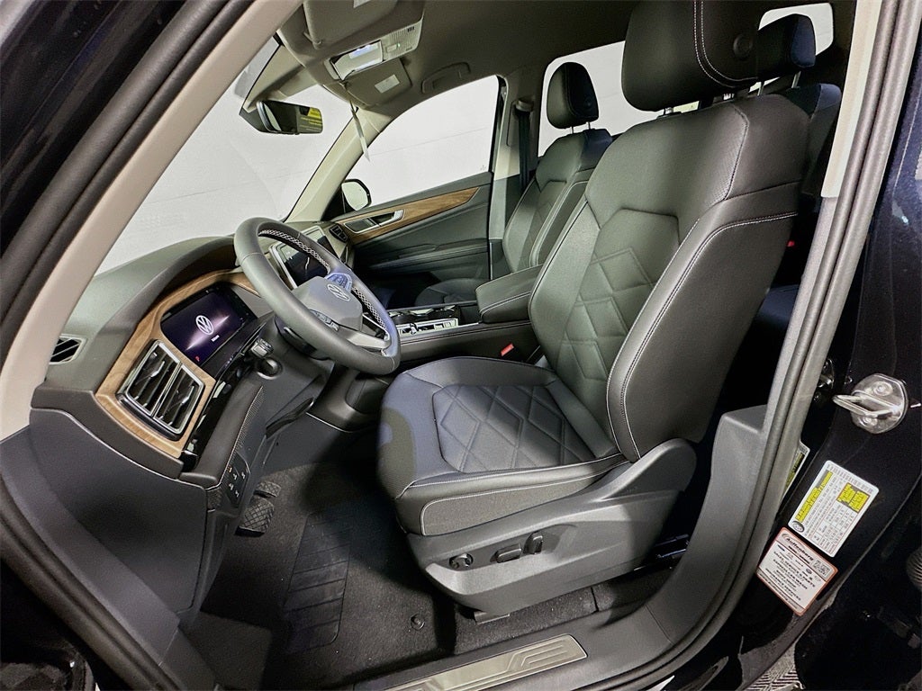 2026 Volkswagen Atlas 2.0T SE w/ Technology