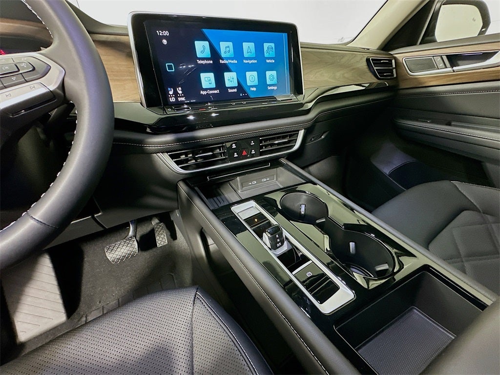 2026 Volkswagen Atlas 2.0T SE w/ Technology