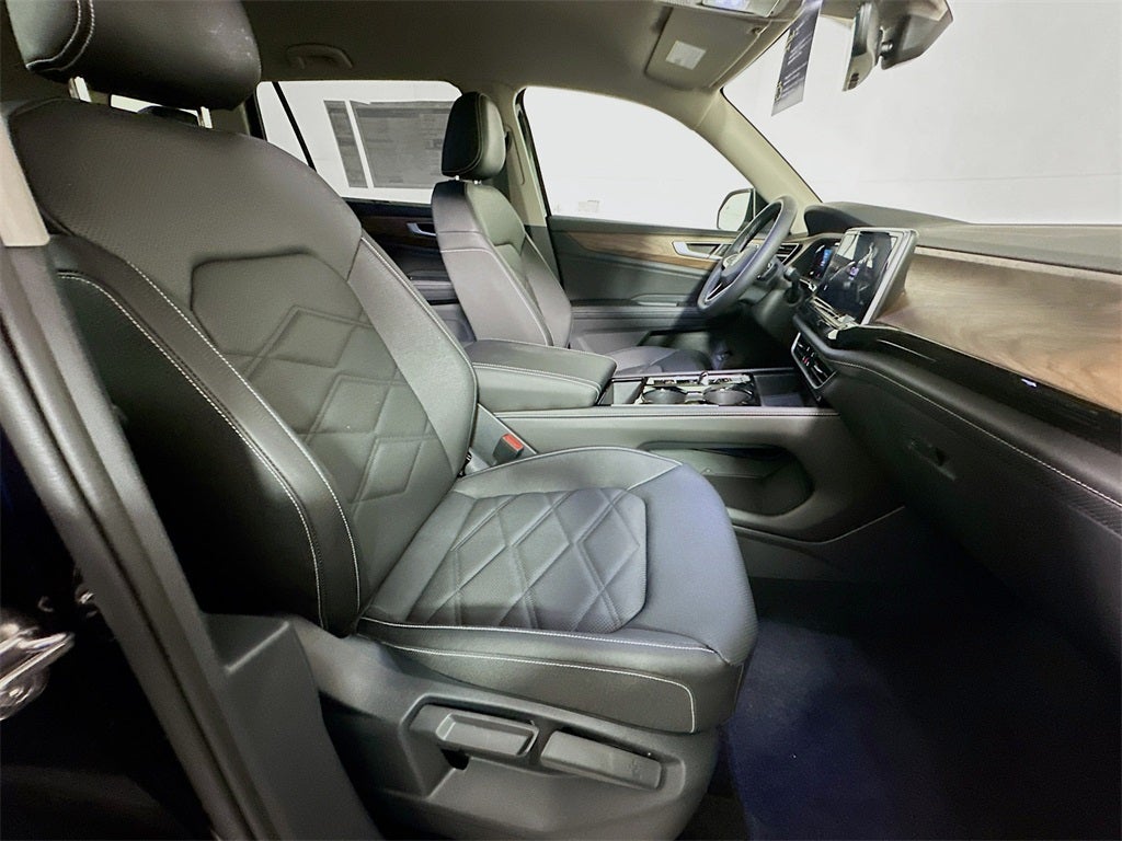 2026 Volkswagen Atlas 2.0T SE w/ Technology