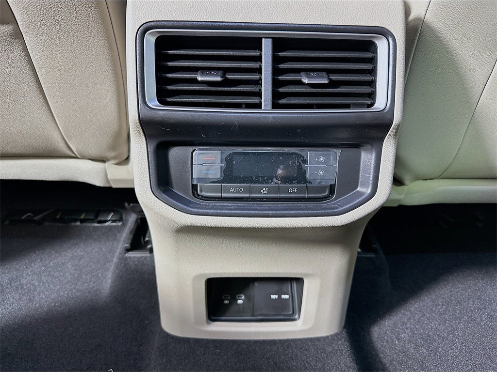 2026 Volkswagen Atlas 2.0T SE w/ Technology