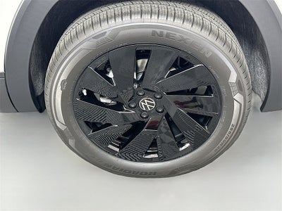 2026 Volkswagen Atlas 2.0T SE w/ Technology