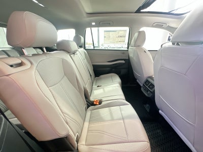 2027 Volkswagen Atlas SE w/Technology