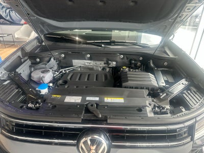 2027 Volkswagen Atlas SE w/Technology