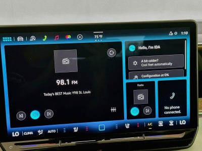 2027 Volkswagen Atlas 2.0T SE w/ Technology