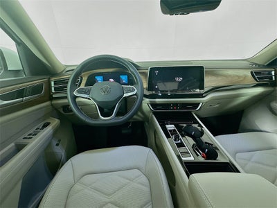 2026 Volkswagen Atlas 2.0T SE w/ Technology