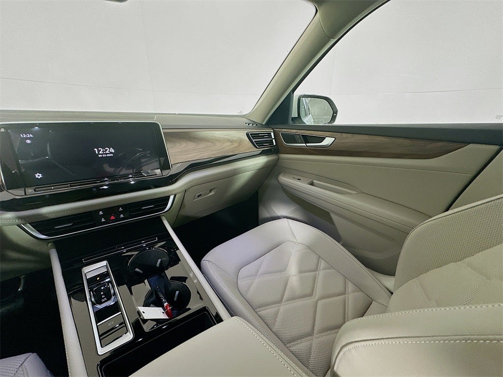 2026 Volkswagen Atlas 2.0T SE w/ Technology