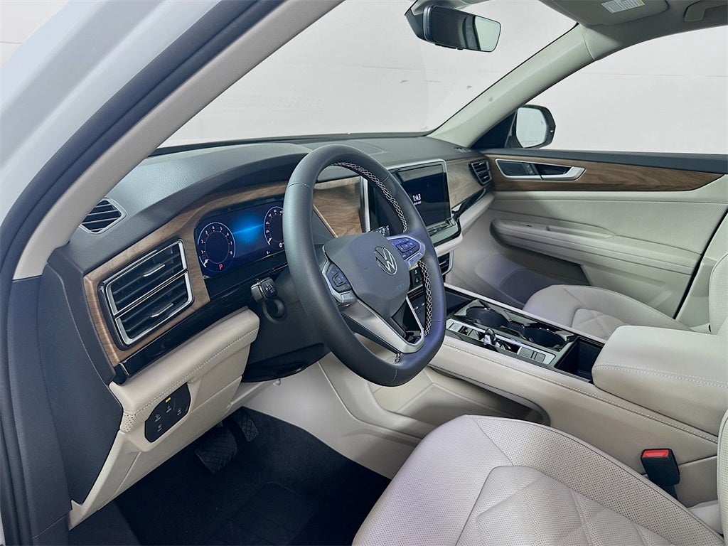 2026 Volkswagen Atlas 2.0T SE w/ Technology