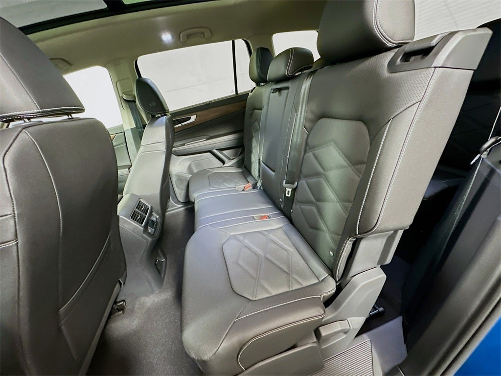 2026 Volkswagen Atlas 2.0T SE w/ Technology