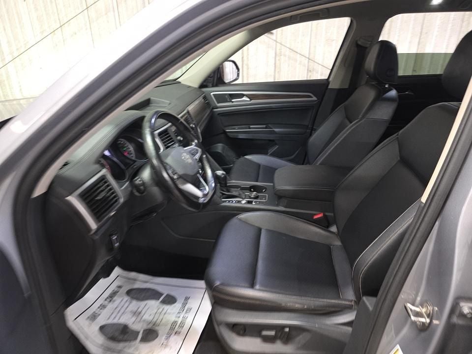 2021 Volkswagen Atlas 3.6L V6 SE w/Technology