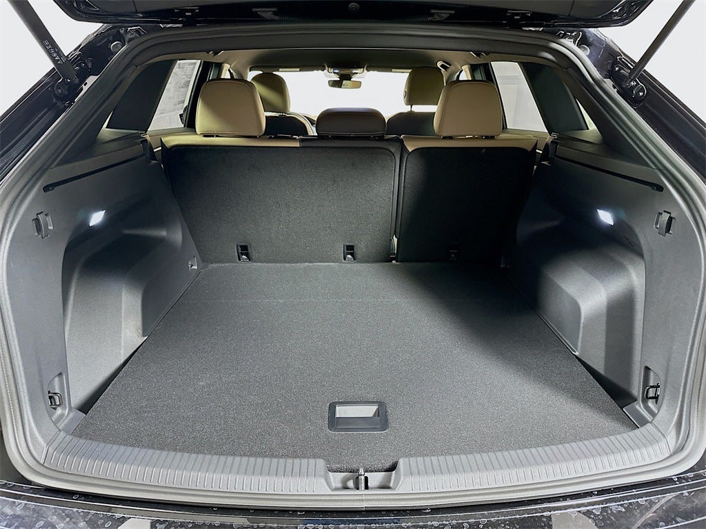 2026 Volkswagen Atlas Cross Sport 2.0T SE