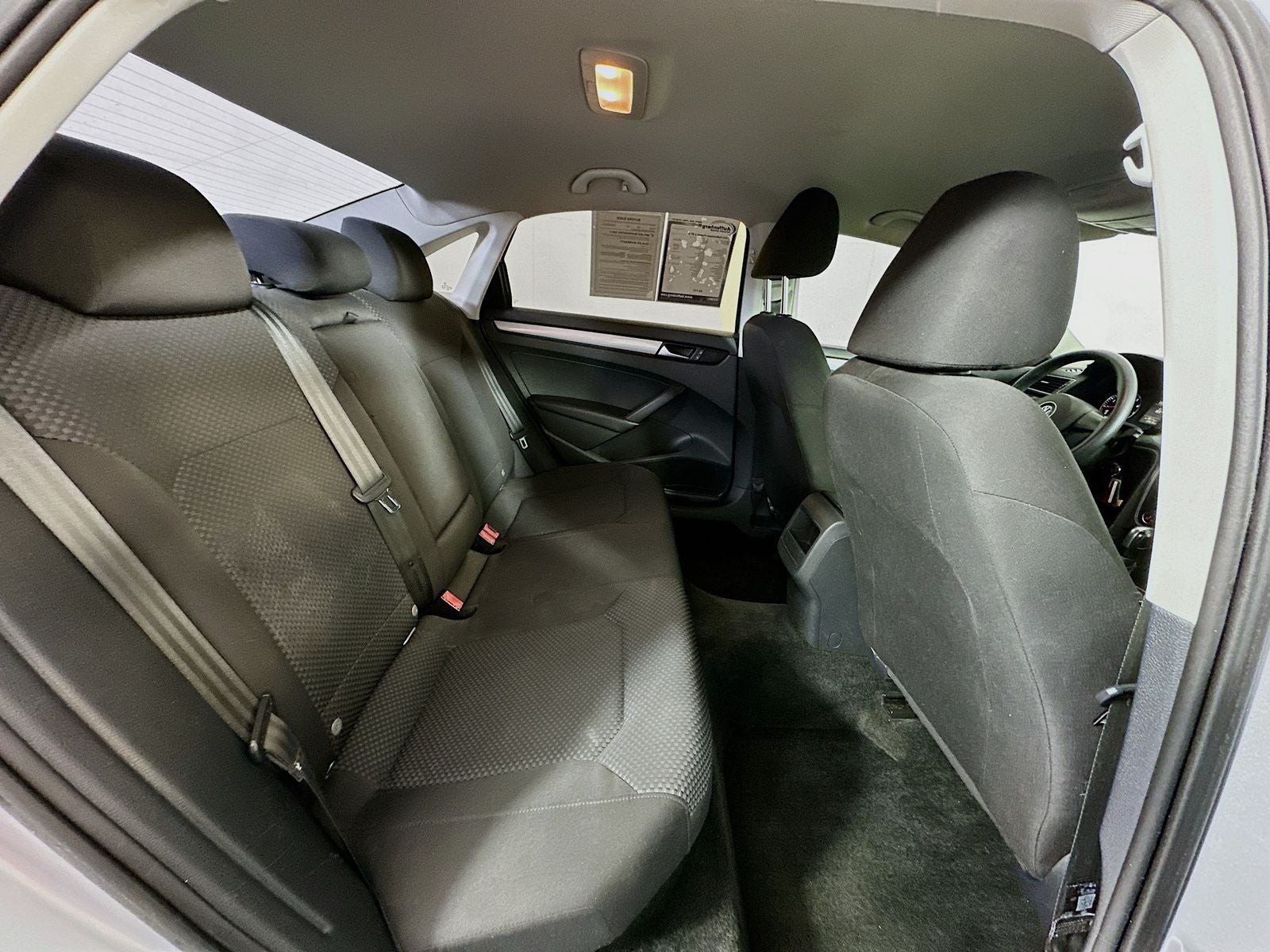 2015 Volkswagen Passat 1.8T S