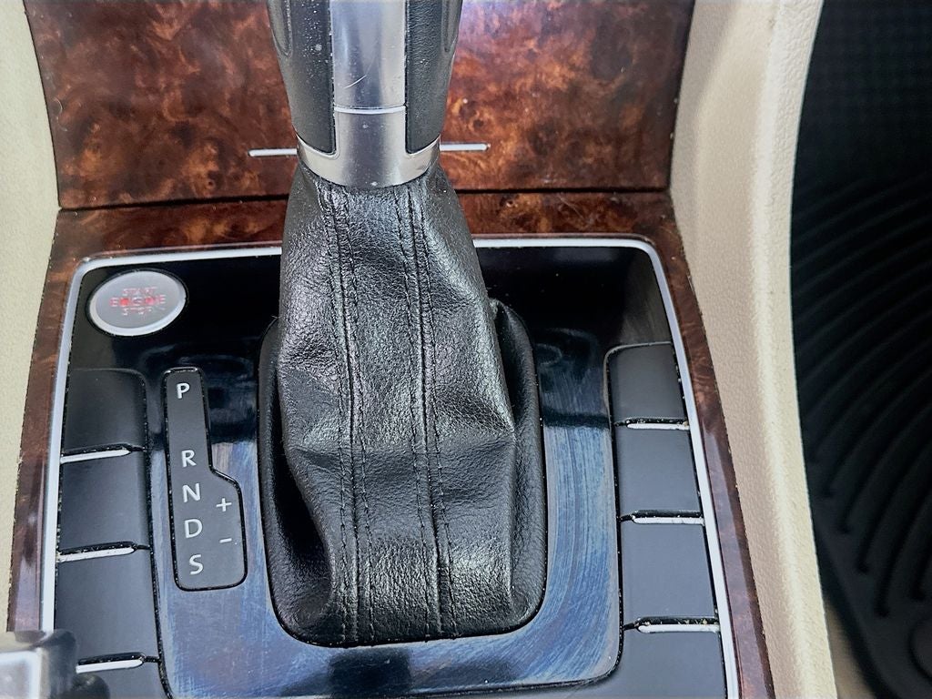 2013 Volkswagen Passat TDI SEL Premium