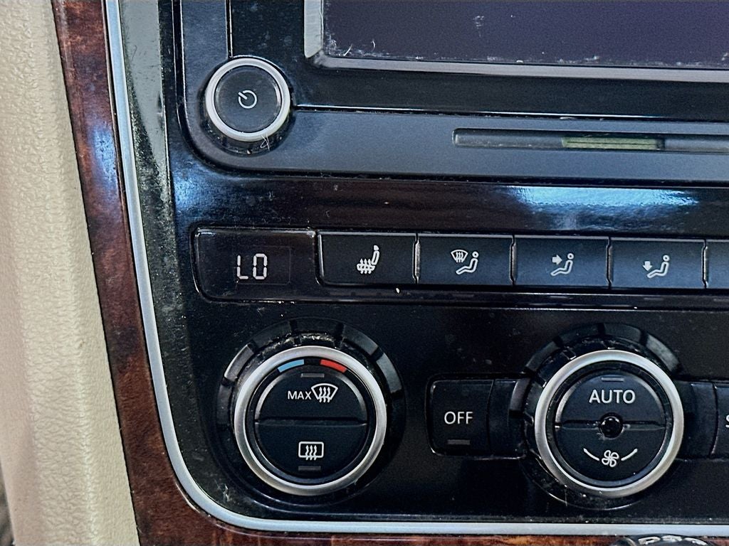 2013 Volkswagen Passat TDI SEL Premium