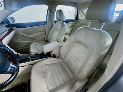 2013 Volkswagen Passat TDI SEL Premium