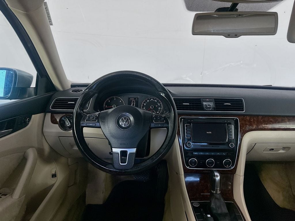 2013 Volkswagen Passat TDI SEL Premium