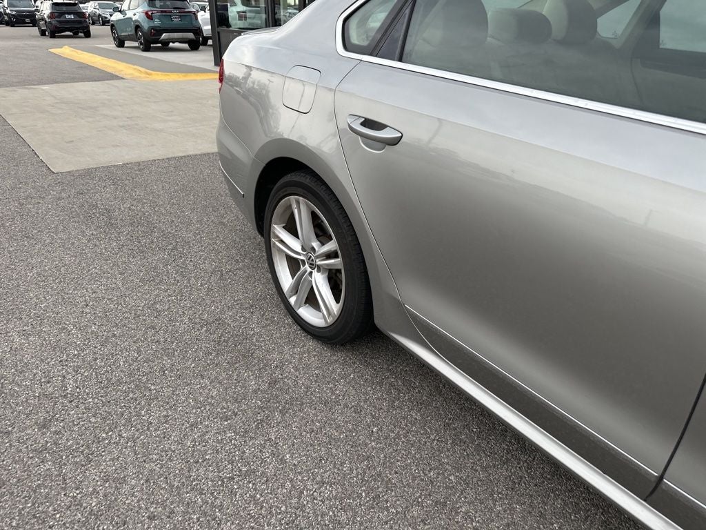 2013 Volkswagen Passat TDI SEL Premium