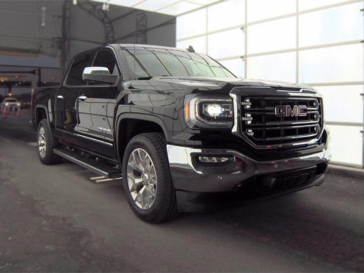 2018 GMC Sierra 4WD Crew Cab Short Box SLT's photo