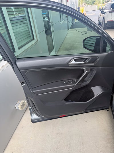 2021 Volkswagen Tiguan SE R-Line Black