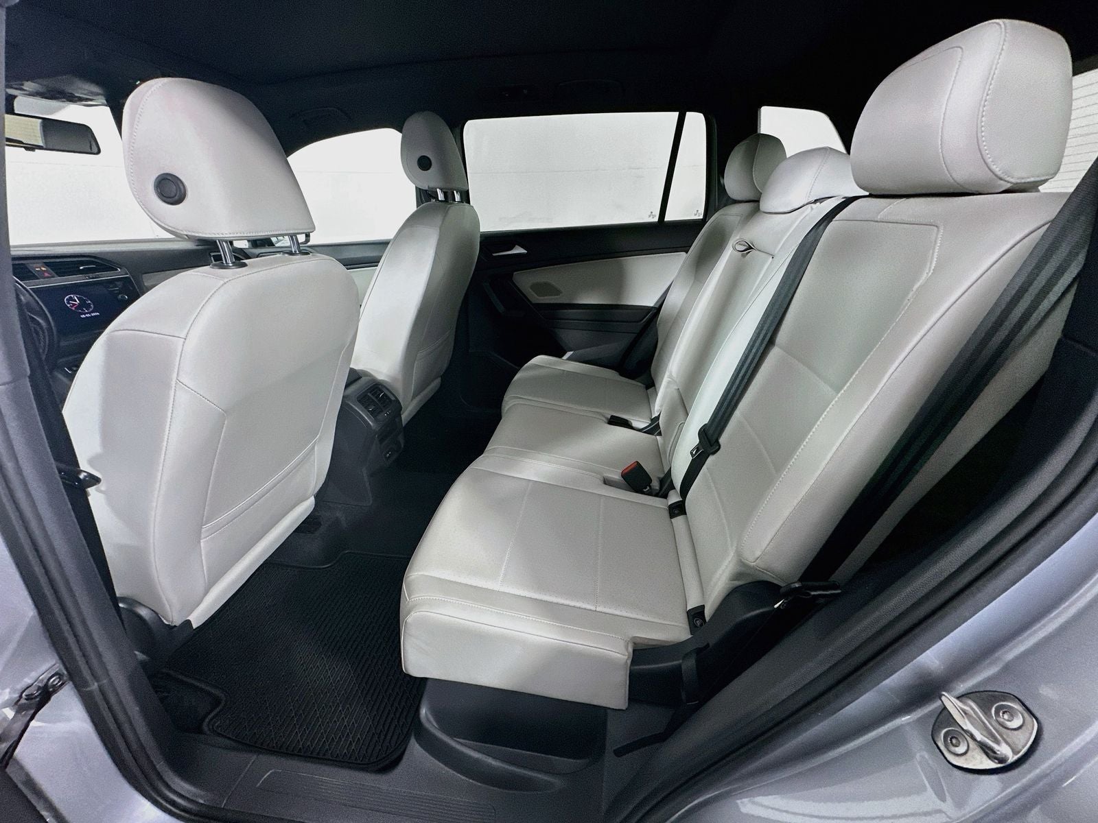 2021 Volkswagen Tiguan SE R-Line Black