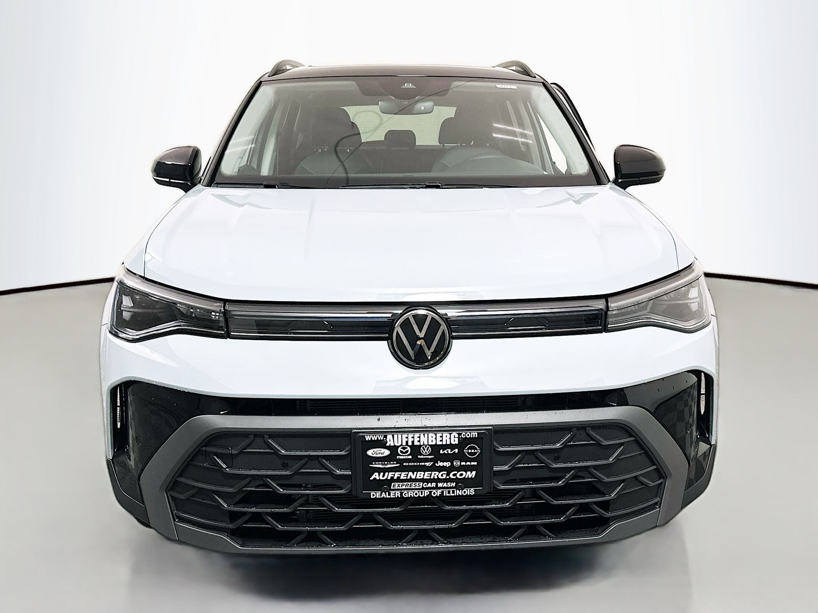 2026 Volkswagen Taos 1.5T SE Black