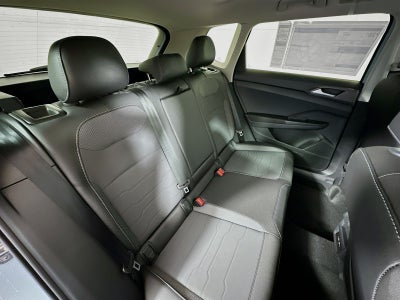 2026 Volkswagen Taos 1.5T SE Black