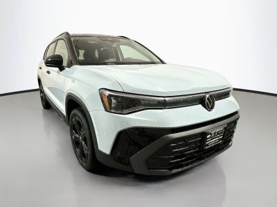 2026 Volkswagen Taos 1.5T SE Black