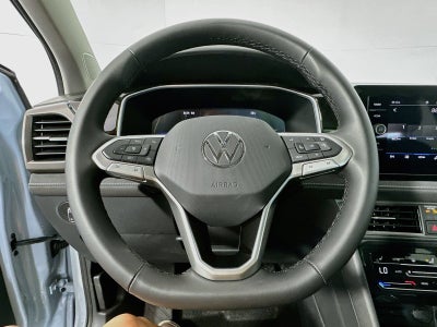 2026 Volkswagen Taos 1.5T SE Black