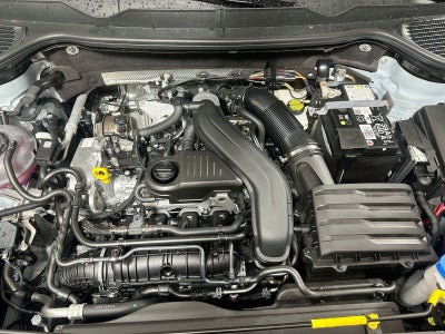 2026 Volkswagen Taos 1.5T SE Black