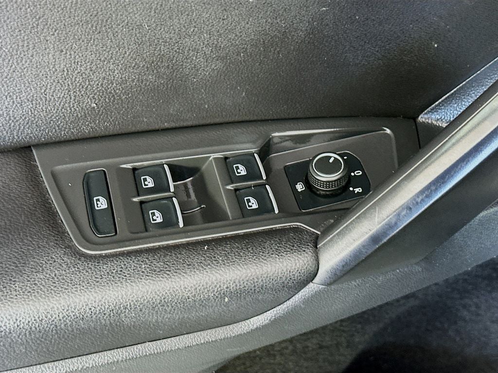 2021 Volkswagen Tiguan SE R-Line Black