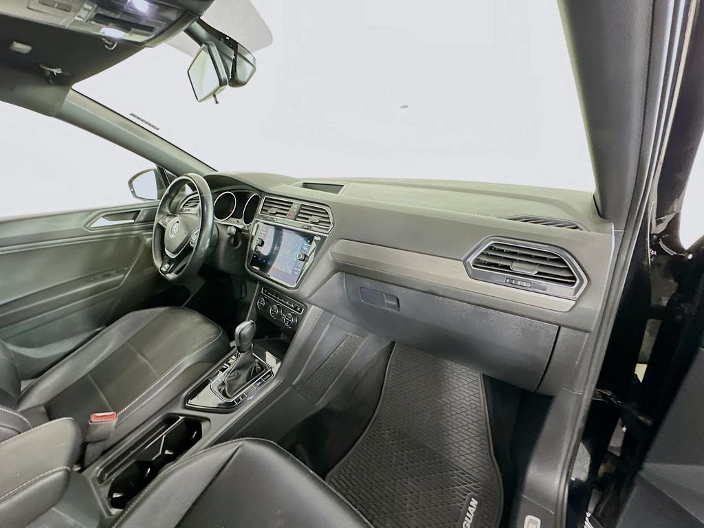 2021 Volkswagen Tiguan SE R-Line Black